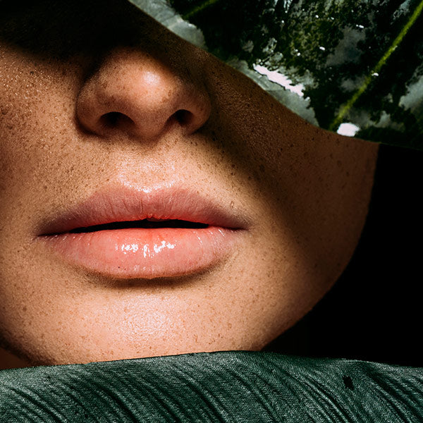 Stimola il collagene e riscopri una pelle giovane e compatta